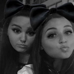 Meet your Posher, Lauren